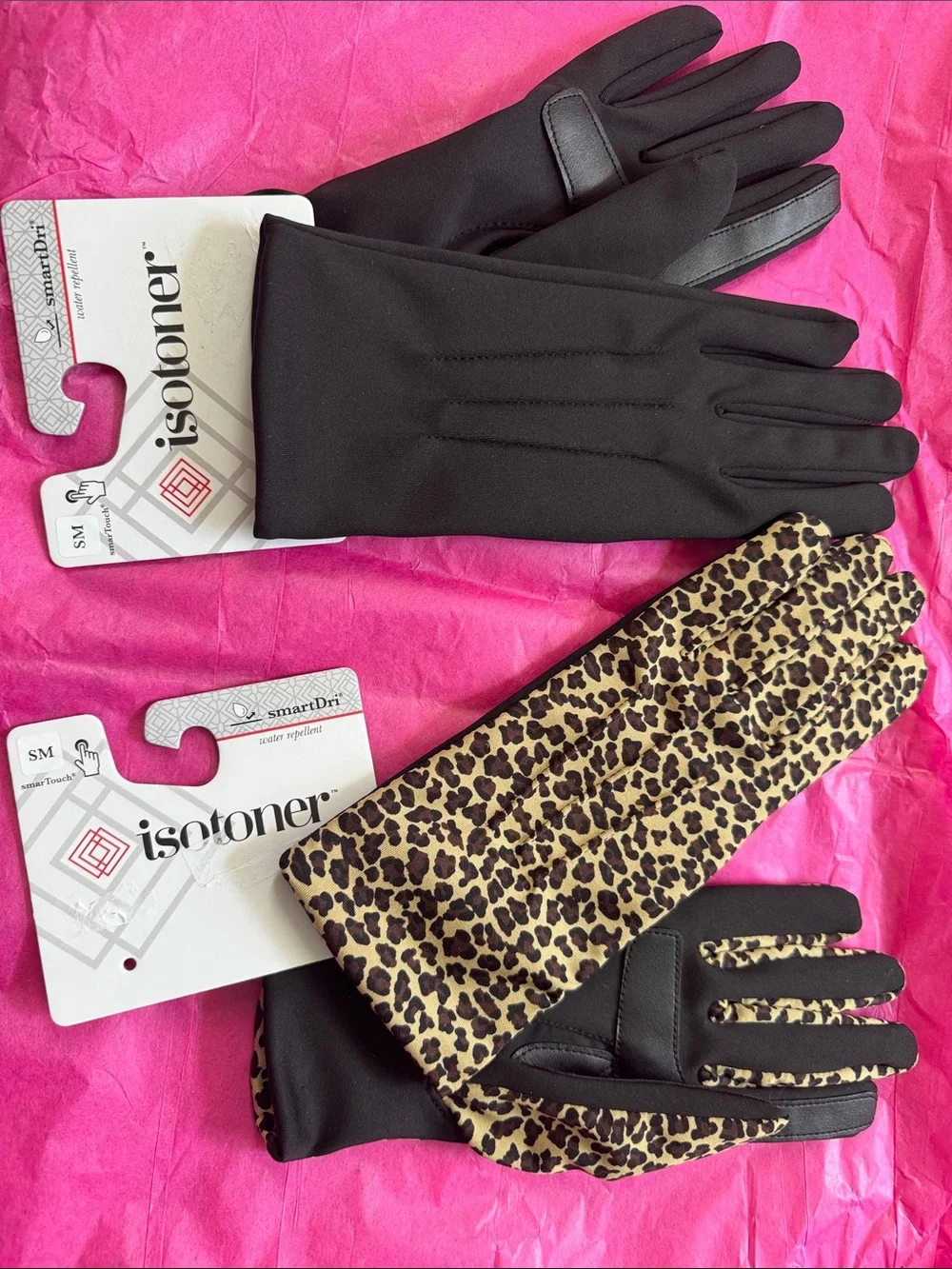 isotoner Black and Leopard Print Women's Touchscreen Gloves - Picture 2 of 7